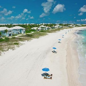 Beach House Oceaview Grande Luxe Walkout Club Level Room